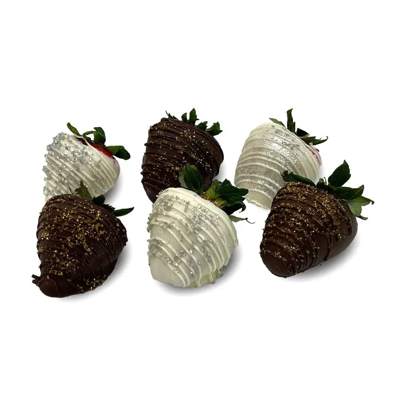 NYE Chocolate Dipped Glitter Strawberries