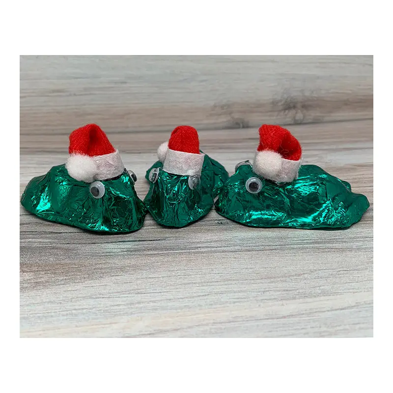 Frog with a Santa hat