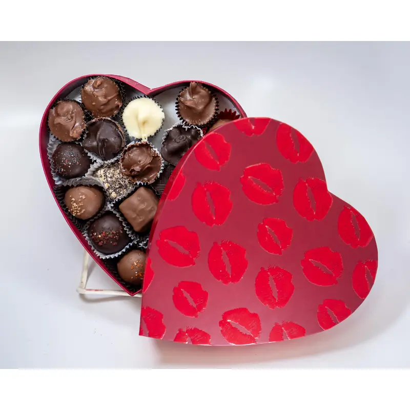 Heart box, red embossed with lips, 8 ounces