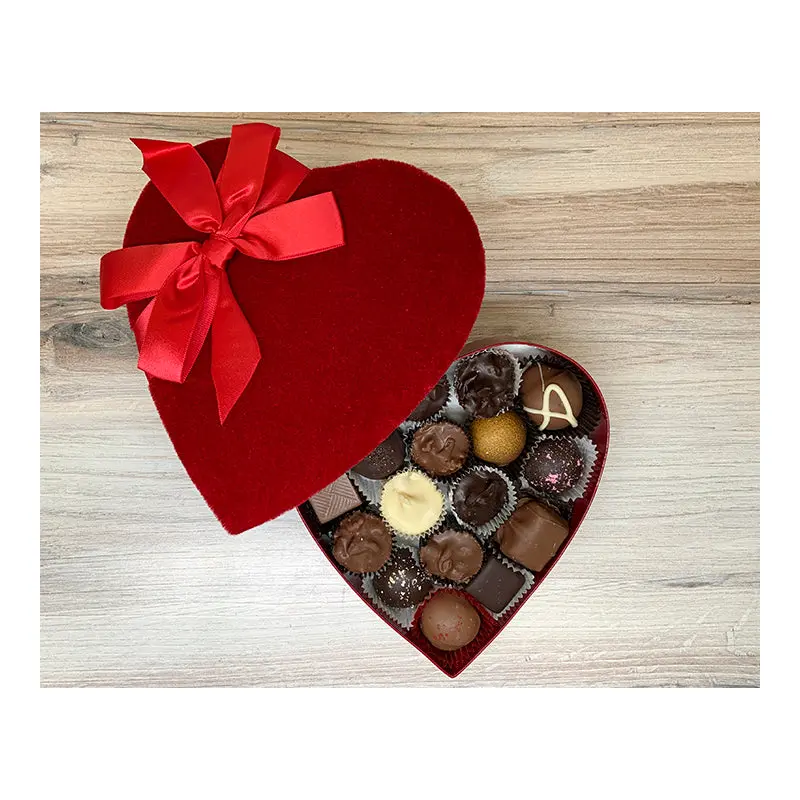 Heart box, Red Velvet with bow, 8 ounces