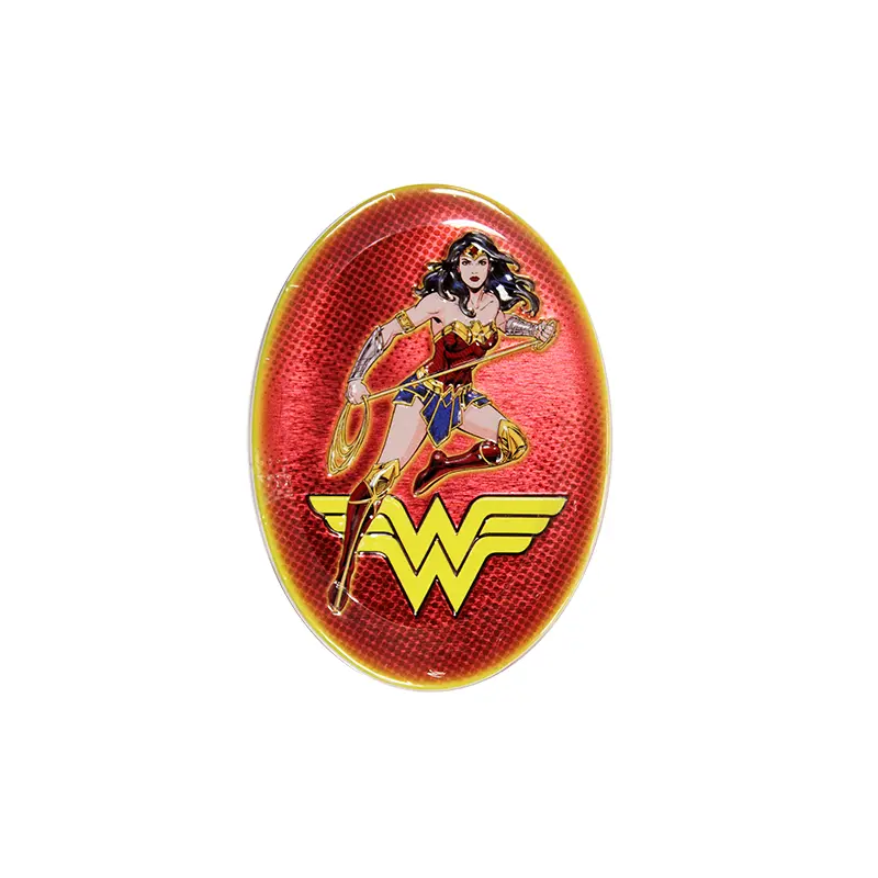 Wonder Woman Strawberry Lemonade Golden Sours 1.2 oz. Tin