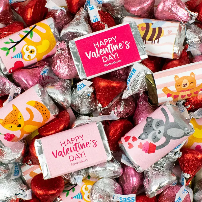 Valentine's Day Woodland Buddies - Hershey's Miniatures and Kisses 1.52lb Bag - 124 Pieces