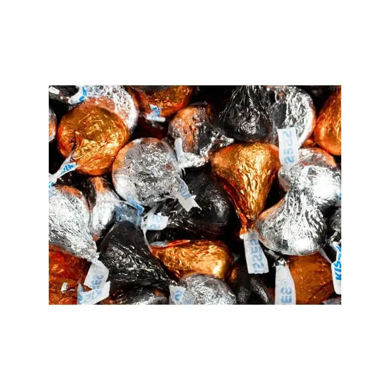 Hershey's Kisses Halloween Foiled Milk Chocolate Candy: 100-Piece Bag