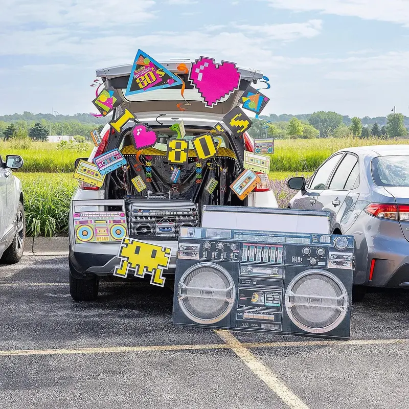 80s-Themed Trunk-or-Treat Station Decorating Kit
